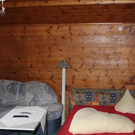 Junser Gasthausl Тукс